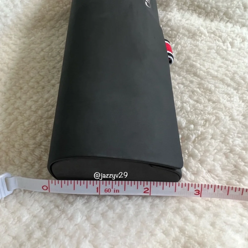 🖤Carrera Black Clamshell Sunglasses/Eyeglasses Case🖤
